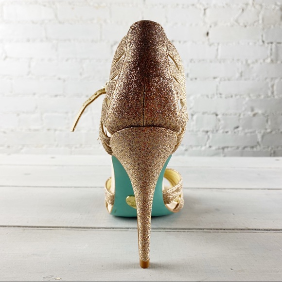 Betsy Johnson Glitter Heels - Picture 5 of 6